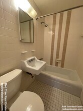 64 Brighton Ave, Unit 209 in Boston, MA - Building Photo - Building Photo