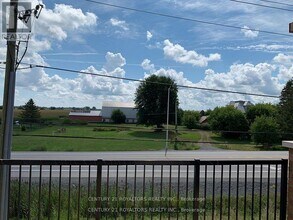 618 Lapland Private in Ottawa, ON - Building Photo - Building Photo