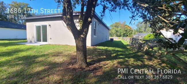 1686 17th St in Orange City, FL - Building Photo - Building Photo