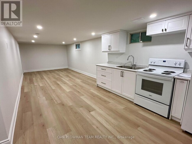 157 Eastmount St