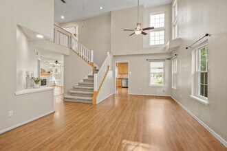 35 Dovewing Pl in The Woodlands, TX - Building Photo - Building Photo