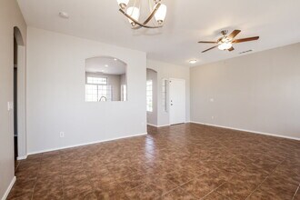 8413 W Sonora St in Tolleson, AZ - Building Photo - Building Photo