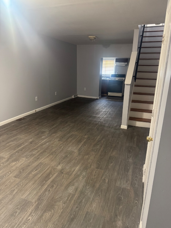 property at 2022 Newcomb St