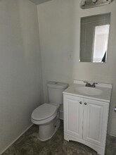 1852 Beechmont St in Keego Harbor, MI - Foto de edificio - Building Photo