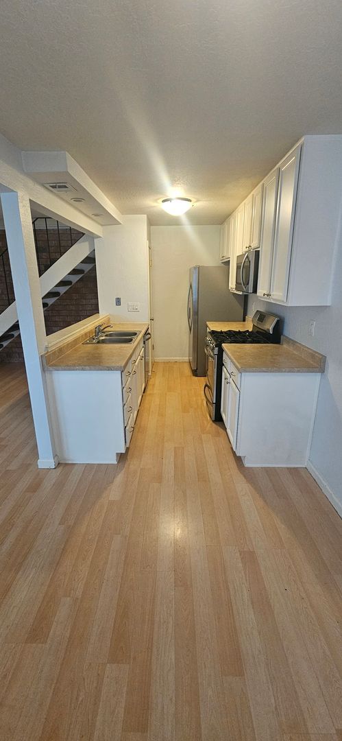 263 Sharp Cir in Roseville, CA - Building Photo - Building Photo