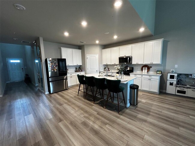 300 Wind Trail in Hutto, TX - Building Photo - Building Photo