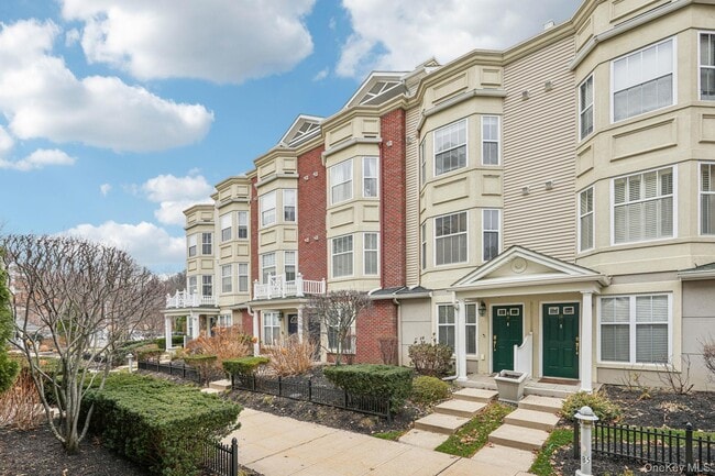 property at 10 Bridge Ln