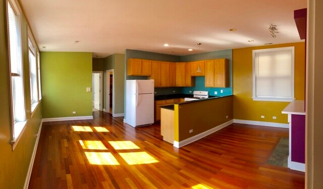 2113 W Gladys Ave in Chicago, IL - Building Photo