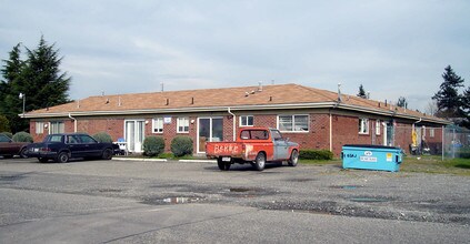 Lakewood Gardens II in Lakewood, WA - Foto de edificio - Building Photo
