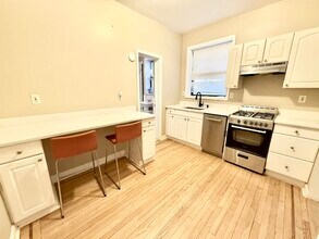 36 Duncan Ave in Jersey City, NJ - Building Photo - Building Photo