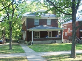 1401 University Ave in Columbia, MO - Building Photo