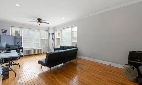 433 W Wellington Ave, Unit 2S in Chicago, IL - Building Photo - Building Photo