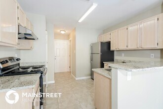 11253 Liberty Landing Dr in Florissant, MO - Foto de edificio - Building Photo