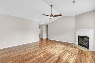 5 Mariner Ct in Greer, SC - Building Photo - Building Photo