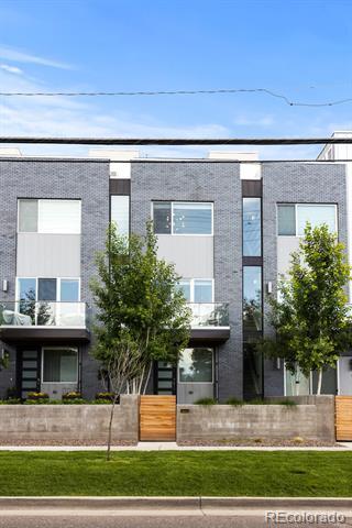 property at 1608 Irving St