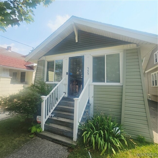 property at 733 Norfolk Ave