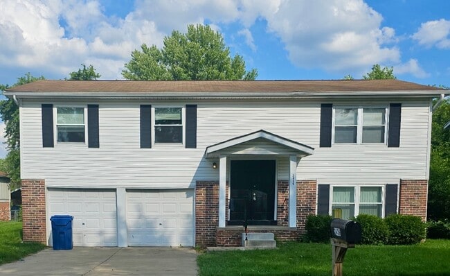 property at 2436 Periwinkle Ct