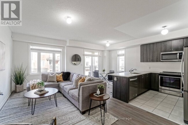 2466 Mayapple Xing in Pickering, ON - Building Photo - Building Photo