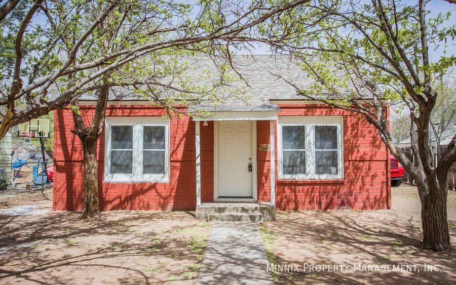 1518 25th St in Lubbock, TX - Building Photo