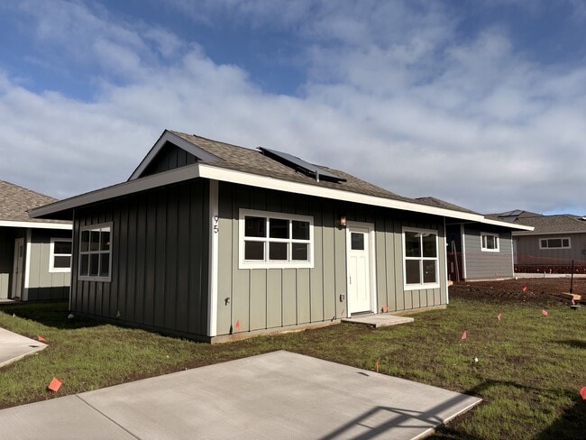 property at 81 Makawao Ave