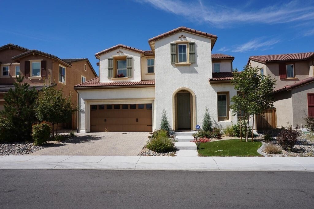 2025 Horse Prairie Rd in Reno, NV - Building Photo