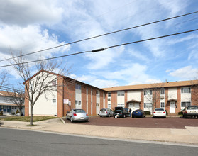 329 N Harrisburg Ave in Atlantic City, NJ - Building Photo - Building Photo