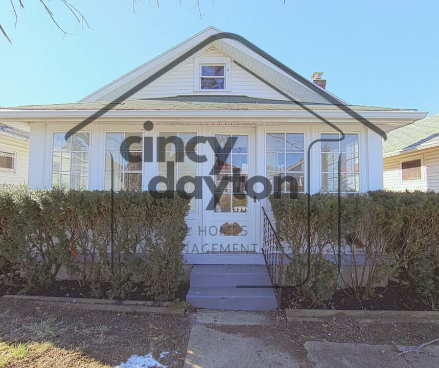 1654 Suman Ave in Dayton, OH - Building Photo