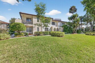 21698 Cypress Rd in Boca Raton, FL - Building Photo - Building Photo