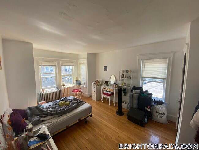 25 Colborne Rd