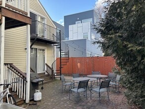 157 Auburn St, Unit 0 in Cambridge, MA - Foto de edificio - Building Photo