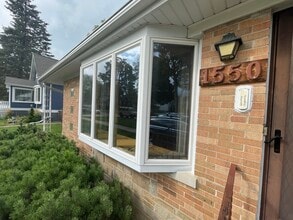 1550 Oakwood Ave in Des Plaines, IL - Building Photo - Building Photo