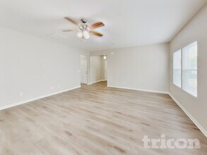 75 Stratford Dr in Wendell, NC - Building Photo - Building Photo