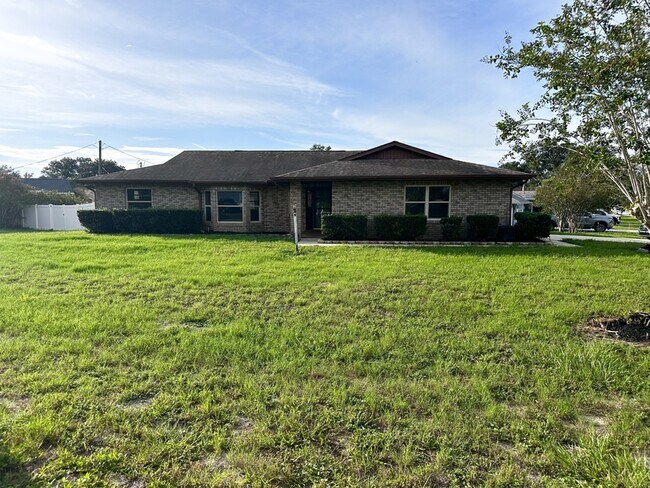 property at 947 N Atmore Cir