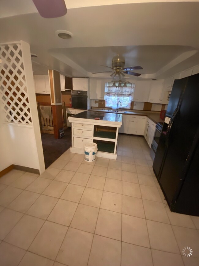 property at 125 Summit Ave