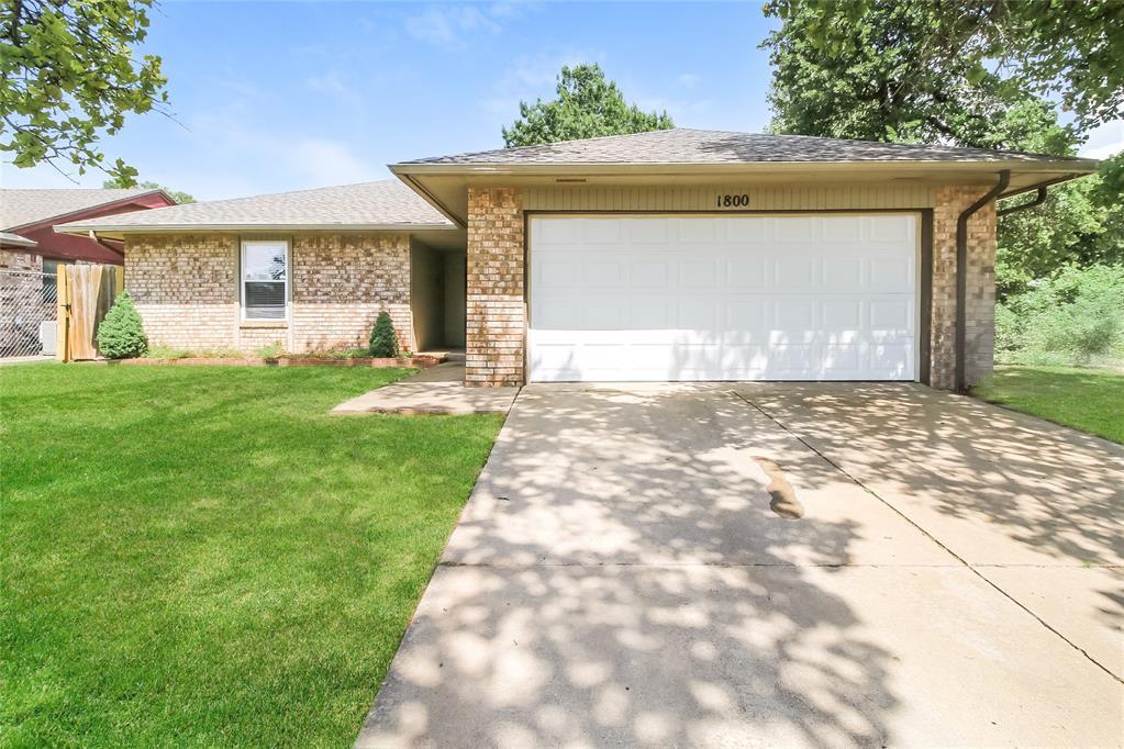 1800 Mark Trail in Oklahoma City, OK - Building Photo