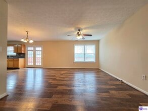 104 Dante Ct in Radcliff, KY - Building Photo - Building Photo