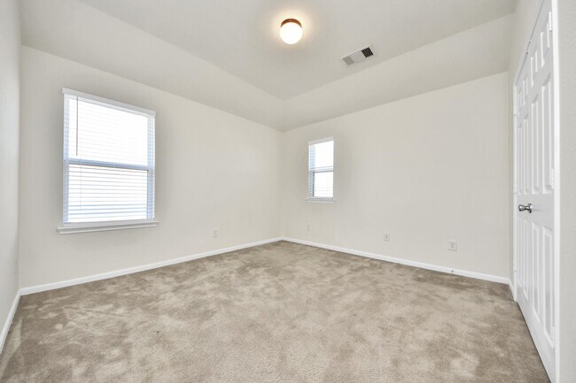 24123 Adobe Ridge Ln