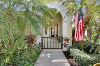 136 Florence Dr in Jupiter, FL - Building Photo - Building Photo
