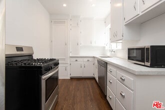 9015 Rangely Ave in West Hollywood, CA - Building Photo - Building Photo