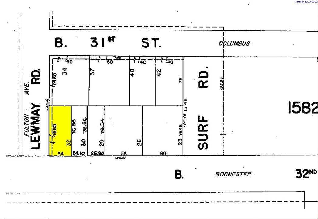 3205 Lewmay Rd in Far Rockaway, NY - Building Photo