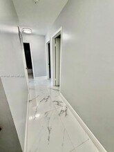 3064 Riverside Dr in Coral Springs, FL - Foto de edificio - Building Photo