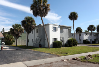 333 Canal Rd in Sarasota, FL - Building Photo - Building Photo