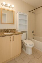 221 Palm Cir E in Pembroke Pines, FL - Building Photo - Building Photo