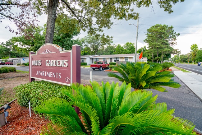 Davis Gardens Apartments