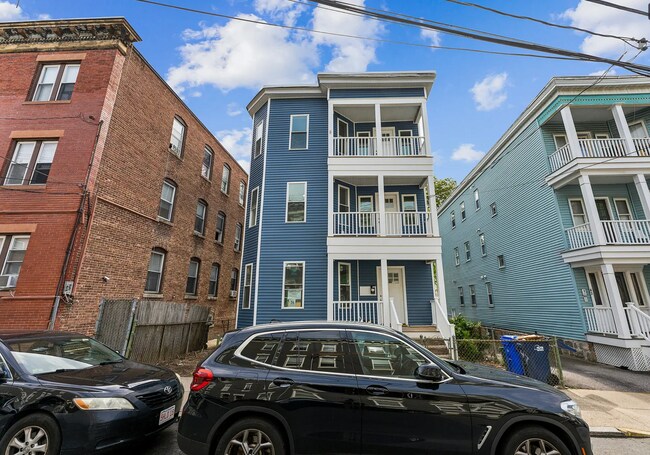 47 Brackett St, Unit #3 in Boston, MA - Building Photo - Building Photo