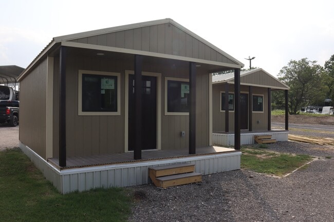 801 Silver Creek Azle Rd in Azle, TX - Building Photo - Building Photo