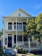 32 Sanford St in St. Augustine, FL - Foto de edificio - Building Photo