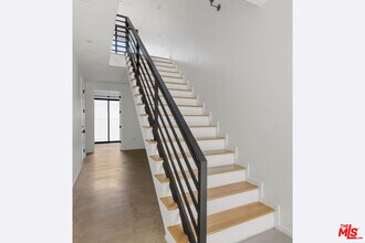 1409 Roca Ln in Los Angeles, CA - Building Photo - Building Photo