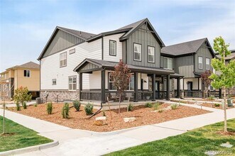 6355 N Netherland Ct in Aurora, CO - Building Photo - Building Photo