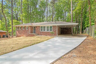 1933 Radar Rd NE in Atlanta, GA - Building Photo - Building Photo